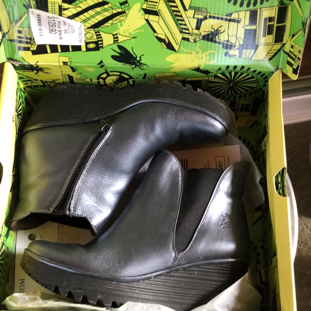 Fly London Pewter/gray metallic Wedge Boots